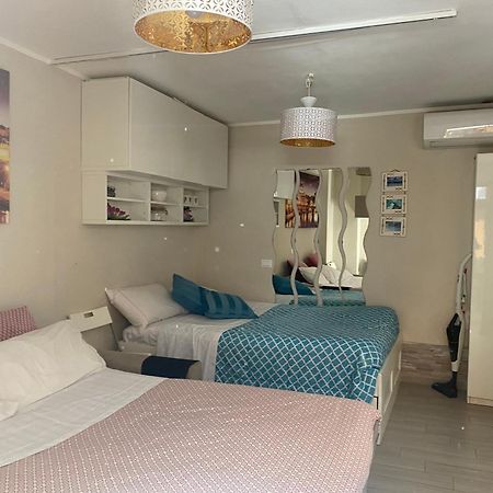 Condotti Apartment Рим Екстер'єр фото