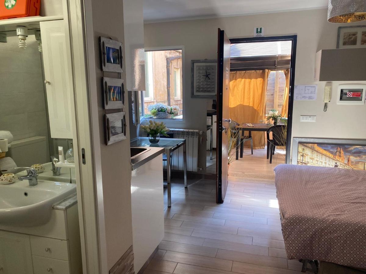 Condotti Apartment Рим Екстер'єр фото