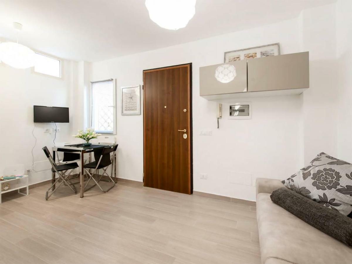 Condotti Apartment Рим Екстер'єр фото